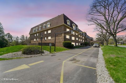 Tiny photo for 4343 W Bancroft Street #Apt 4g, Ottawa Hills, OH 43615 (MLS # 10007142)