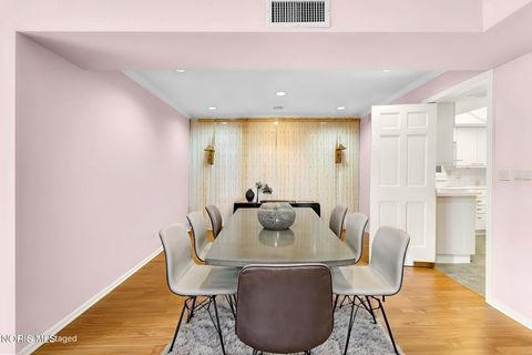 Tiny photo for 4343 W Bancroft Street #Apt 4g, Ottawa Hills, OH 43615 (MLS # 10007142)