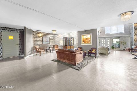 Tiny photo for 4343 W Bancroft Street #Apt 4g, Ottawa Hills, OH 43615 (MLS # 10007142)