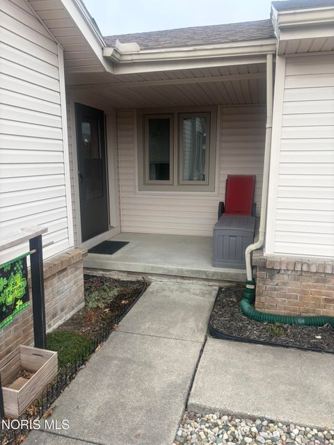 Tiny photo for 6713 Worth Avenue # A, Sylvania, OH 43560 (MLS # 10005261)