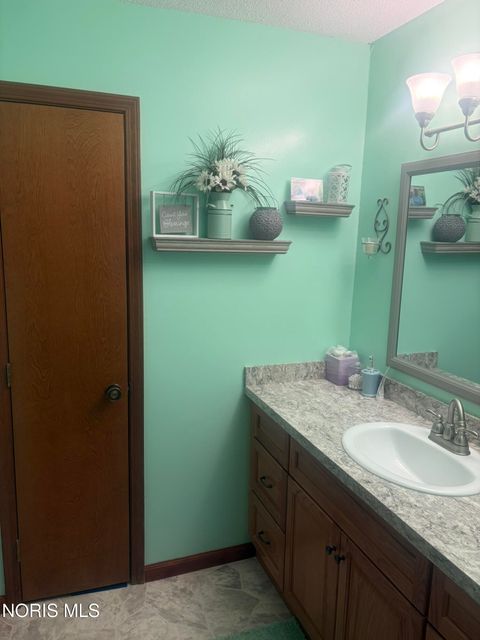 Tiny photo for 6713 Worth Avenue # A, Sylvania, OH 43560 (MLS # 10005261)