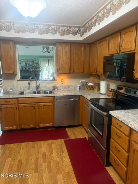 Tiny photo for 6713 Worth Avenue # A, Sylvania, OH 43560 (MLS # 10005261)
