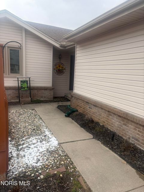 Tiny photo for 6713 Worth Avenue # A, Sylvania, OH 43560 (MLS # 10005261)
