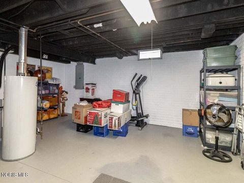 Tiny photo for 532 Georgetown Drive, Oregon, OH 43616 (MLS # 10005568)