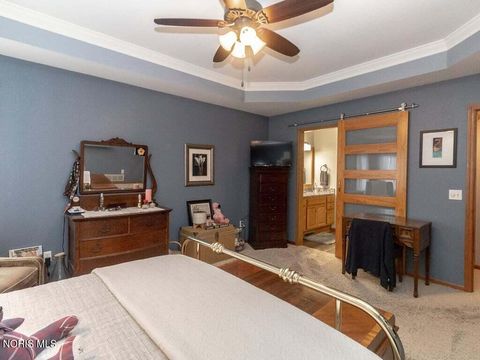 Tiny photo for 532 Georgetown Drive, Oregon, OH 43616 (MLS # 10005568)