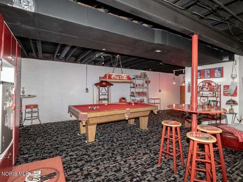 Tiny photo for 532 Georgetown Drive, Oregon, OH 43616 (MLS # 10005568)