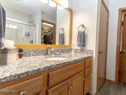 Tiny photo for 532 Georgetown Drive, Oregon, OH 43616 (MLS # 10005568)