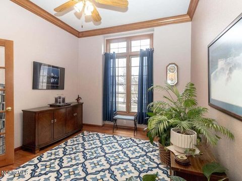 Tiny photo for 532 Georgetown Drive, Oregon, OH 43616 (MLS # 10005568)