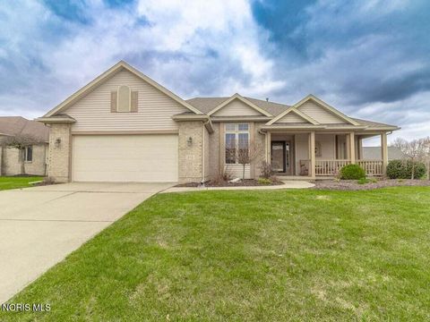 Photo of 532 Georgetown Drive, Oregon, OH 43616 (MLS # 10005568)