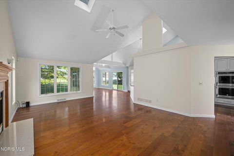 Tiny photo for 2124 Mcintosh Drive, Holland, OH 43528 (MLS # 10010234)