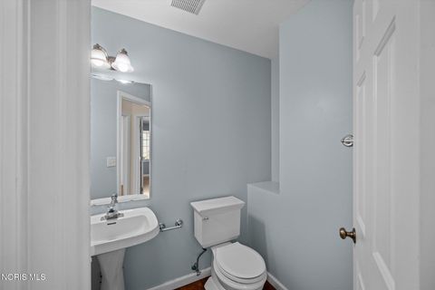 Tiny photo for 2124 Mcintosh Drive, Holland, OH 43528 (MLS # 10010234)