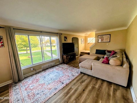 Tiny photo for 3901 Elmhurst Road, Toledo, OH 43613 (MLS # 10014622)