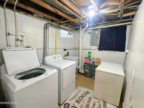 Tiny photo for 3901 Elmhurst Road, Toledo, OH 43613 (MLS # 10014622)