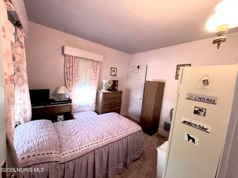 Tiny photo for 4325 Douglas Road, Toledo, OH 43613 (MLS # 10002899)