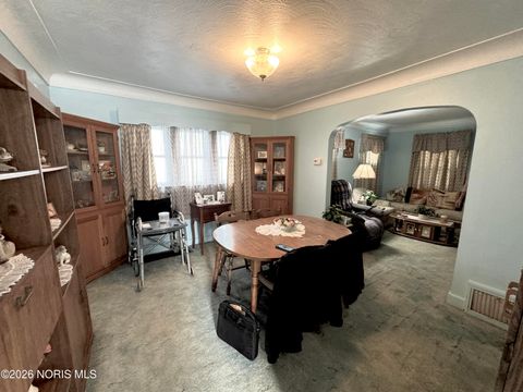 Tiny photo for 4325 Douglas Road, Toledo, OH 43613 (MLS # 10002899)