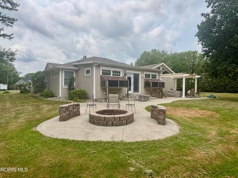Tiny photo for 217 Kettenring Drive, Defiance, OH 43512 (MLS # 10011315)