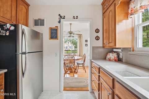 Tiny photo for 2660 Oak Grove Place, Toledo, OH 43613 (MLS # 10011795)