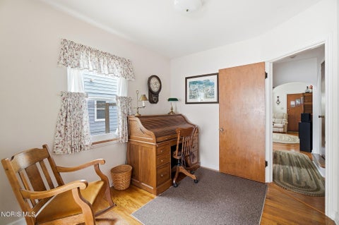 Tiny photo for 2660 Oak Grove Place, Toledo, OH 43613 (MLS # 10011795)