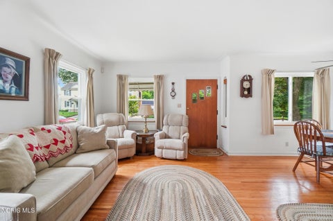 Tiny photo for 2660 Oak Grove Place, Toledo, OH 43613 (MLS # 10011795)