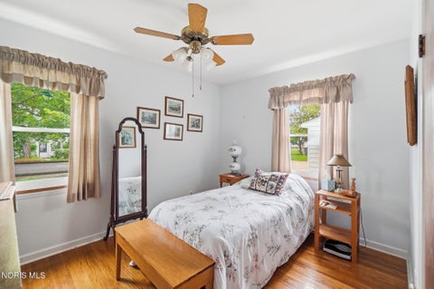 Tiny photo for 2660 Oak Grove Place, Toledo, OH 43613 (MLS # 10011795)