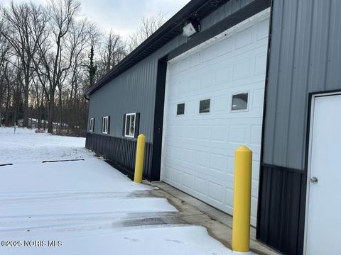 Tiny photo for 5844 Township Road 243, Findlay, OH 45840 (MLS # 10002439)