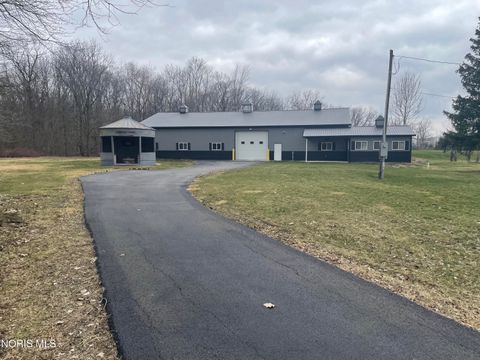 Homes For Sale - 5844 Township Road 243<br/> Findlay, OH 45840