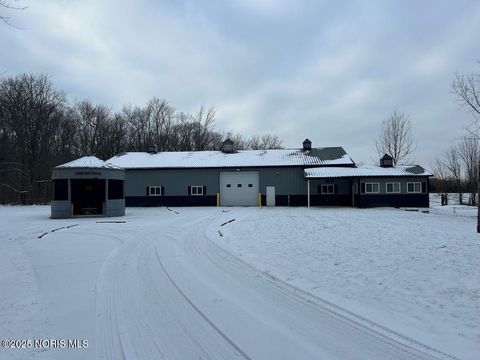Photo of 5844 Township Road 243, Findlay, OH 45840 (MLS # 10002439)