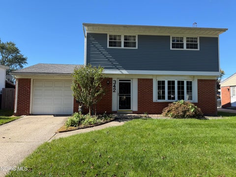 Homes For Sale - 342 S Harefoote Street<br/> Holland, OH 43528