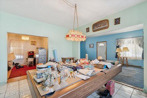 Tiny photo for 225 E Union Street, Walbridge, OH 43465 (MLS # 10002039)