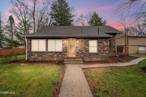 Photo of 5057 Kellogg Road, Toledo, OH 43615 (MLS # 10006145)