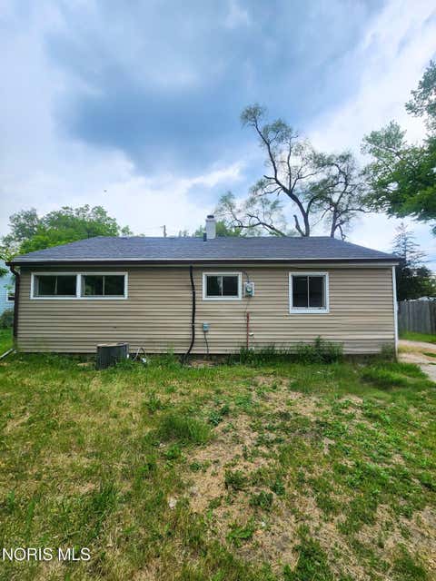 Tiny photo for 5513 Fleet Road, Toledo, OH 43615 (MLS # 10012030)