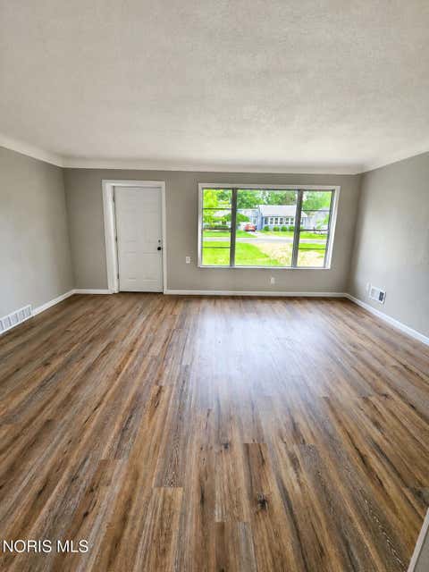 Tiny photo for 5513 Fleet Road, Toledo, OH 43615 (MLS # 10012030)