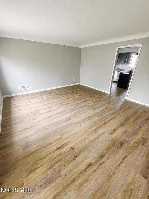 Tiny photo for 5513 Fleet Road, Toledo, OH 43615 (MLS # 10012030)