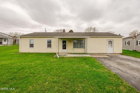 Photo of 24 Gail Lane, Tiffin, OH 44883 (MLS # 10006357)