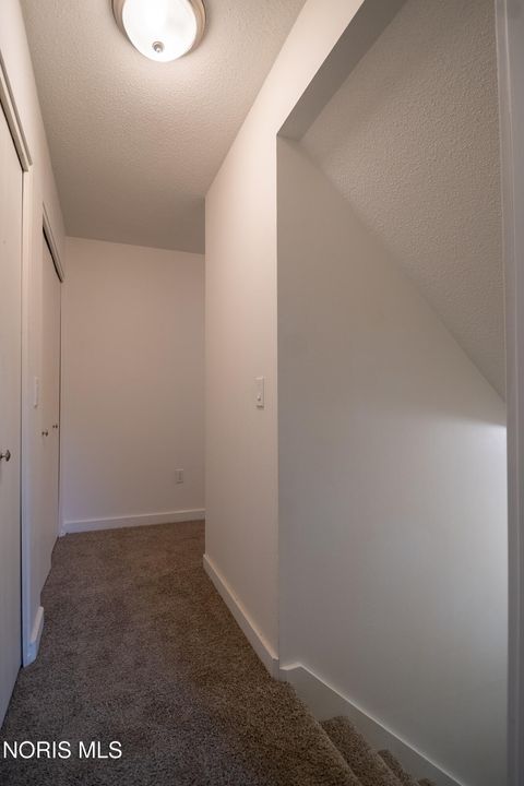Tiny photo for 1236 Eastland Drive, Oregon, OH 43616 (MLS # 10007730)