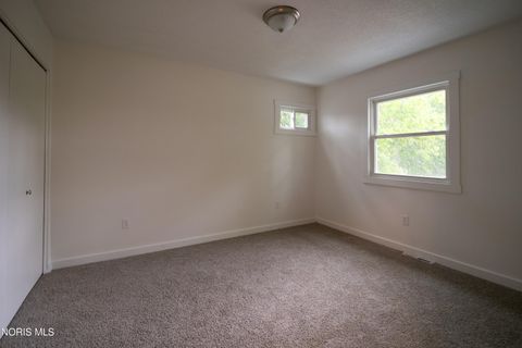 Tiny photo for 1236 Eastland Drive, Oregon, OH 43616 (MLS # 10007730)