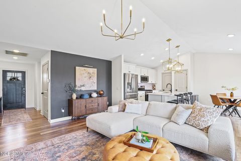 Tiny photo for 5328 Brint Crossing Boulevard, Sylvania, OH 43560 (MLS # 10005802)