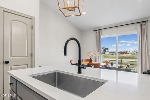 Tiny photo for 5328 Brint Crossing Boulevard, Sylvania, OH 43560 (MLS # 10005802)