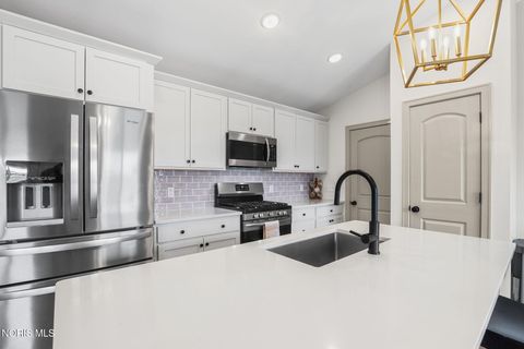 Tiny photo for 5328 Brint Crossing Boulevard, Sylvania, OH 43560 (MLS # 10005802)