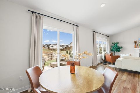 Tiny photo for 5328 Brint Crossing Boulevard, Sylvania, OH 43560 (MLS # 10005802)