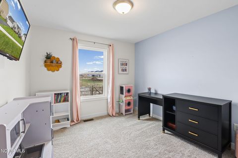 Tiny photo for 5328 Brint Crossing Boulevard, Sylvania, OH 43560 (MLS # 10005802)