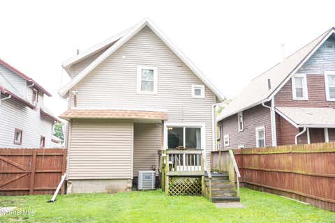 Tiny photo for 1456 Oak Street, Toledo, OH 43605 (MLS # 10011809)