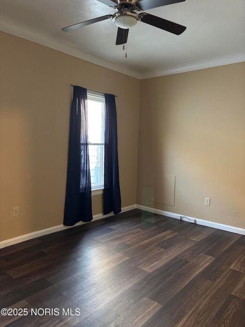 Tiny photo for 191 Oak Street, Rossford, OH 43460 (MLS # 10001113)