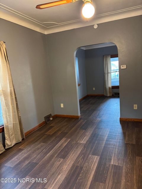 Tiny photo for 191 Oak Street, Rossford, OH 43460 (MLS # 10001113)