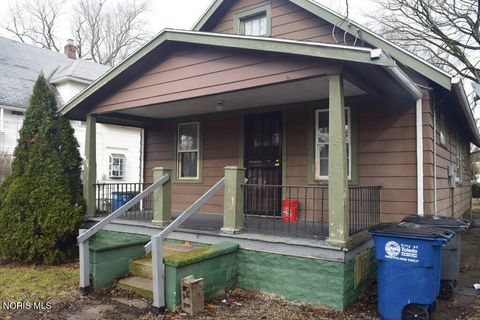 Tiny photo for 824 N University Avenue, Toledo, OH 43607 (MLS # 10004462)