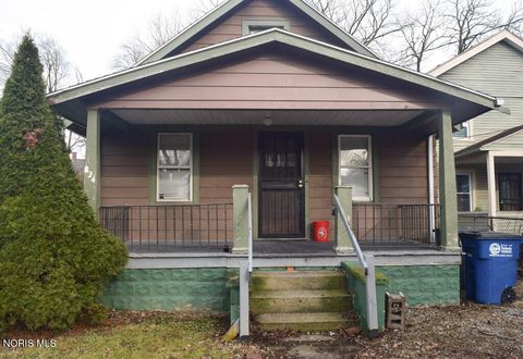 Tiny photo for 824 N University Avenue, Toledo, OH 43607 (MLS # 10004462)