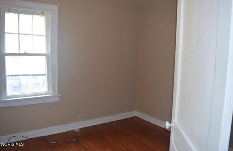 Tiny photo for 824 N University Avenue, Toledo, OH 43607 (MLS # 10004462)