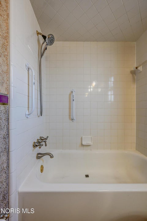 Tiny photo for 6007 Tetherwood Drive, Toledo, OH 43613 (MLS # 10012171)