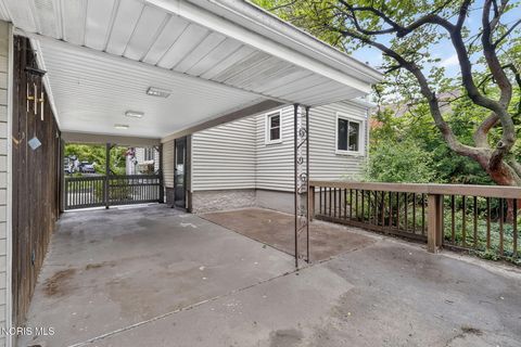 Tiny photo for 2444 Westbrook Drive, Toledo, OH 43613 (MLS # 10009847)