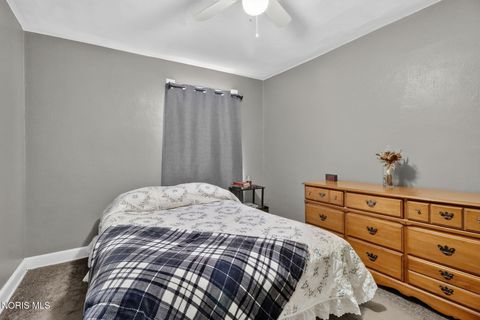 Tiny photo for 2444 Westbrook Drive, Toledo, OH 43613 (MLS # 10009847)